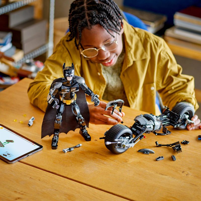 76273 Batman™ konstrukcijska figura i Batcikl - Slika 2
